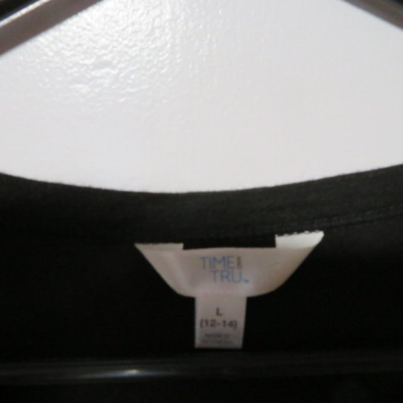 Long Black Tank Top w/ ruffles (like) on bottom - Picture 3 of 3